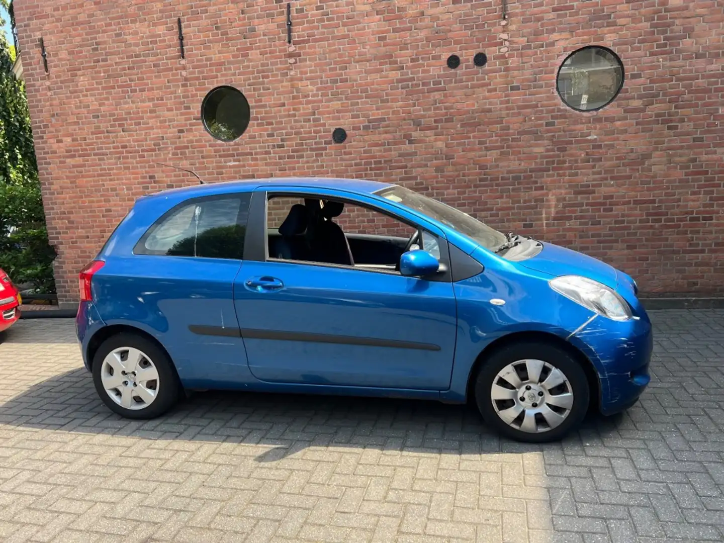 Toyota Yaris 1.3 VVTi Sol Azul - 1