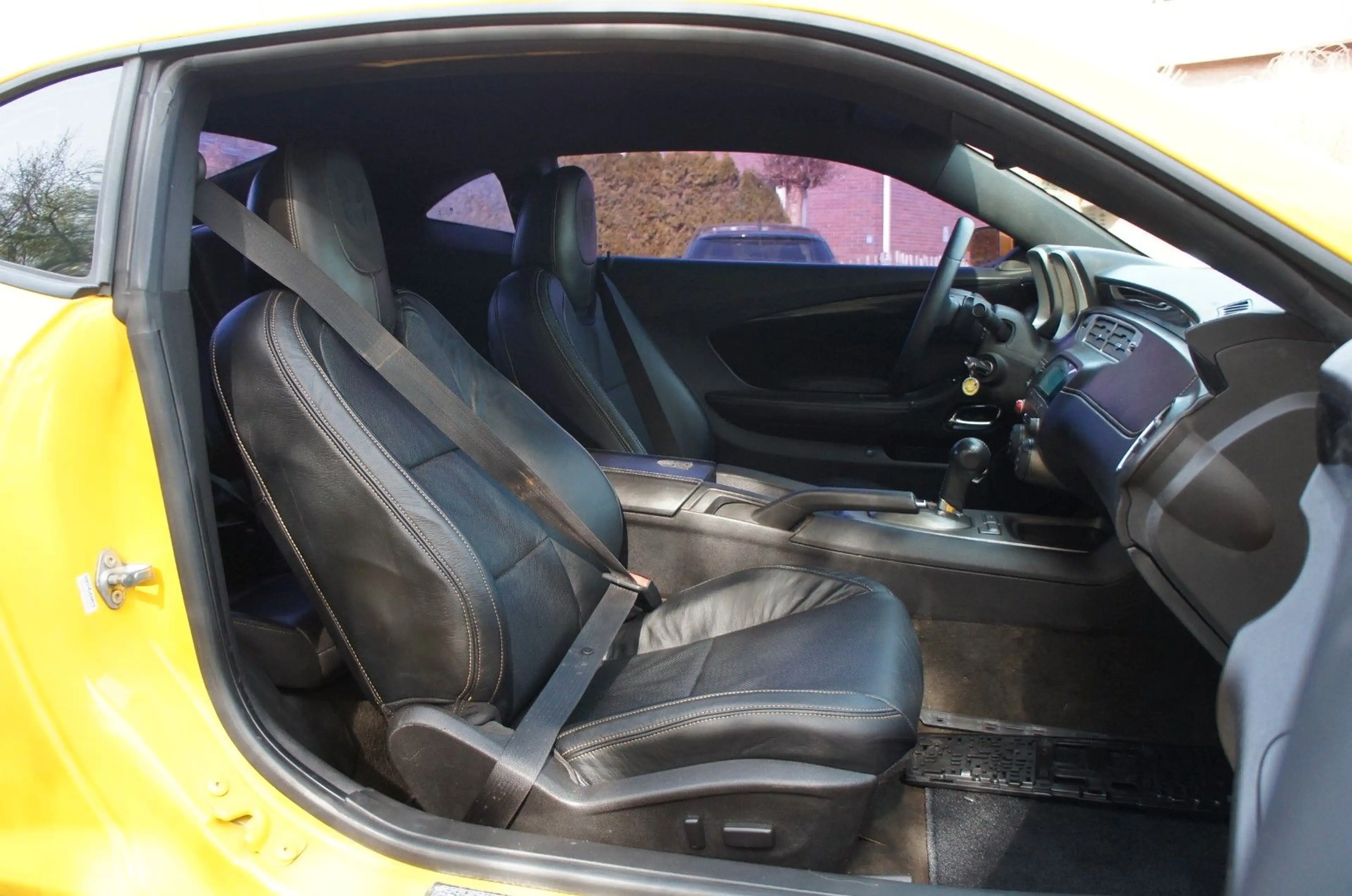 Chevrolet Camaro 3.6 V6 Bumble Bee umbau HUD Sitzheiz. — photo 9