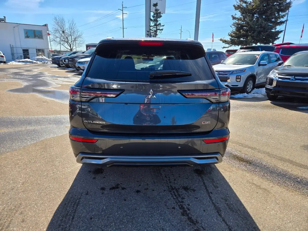 Mitsubishi Outlander снимка Mitsubishi Outlander