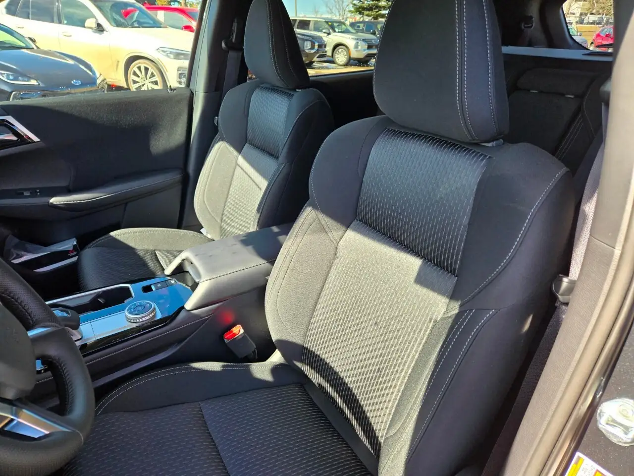 Mitsubishi Outlander снимка Mitsubishi Outlander