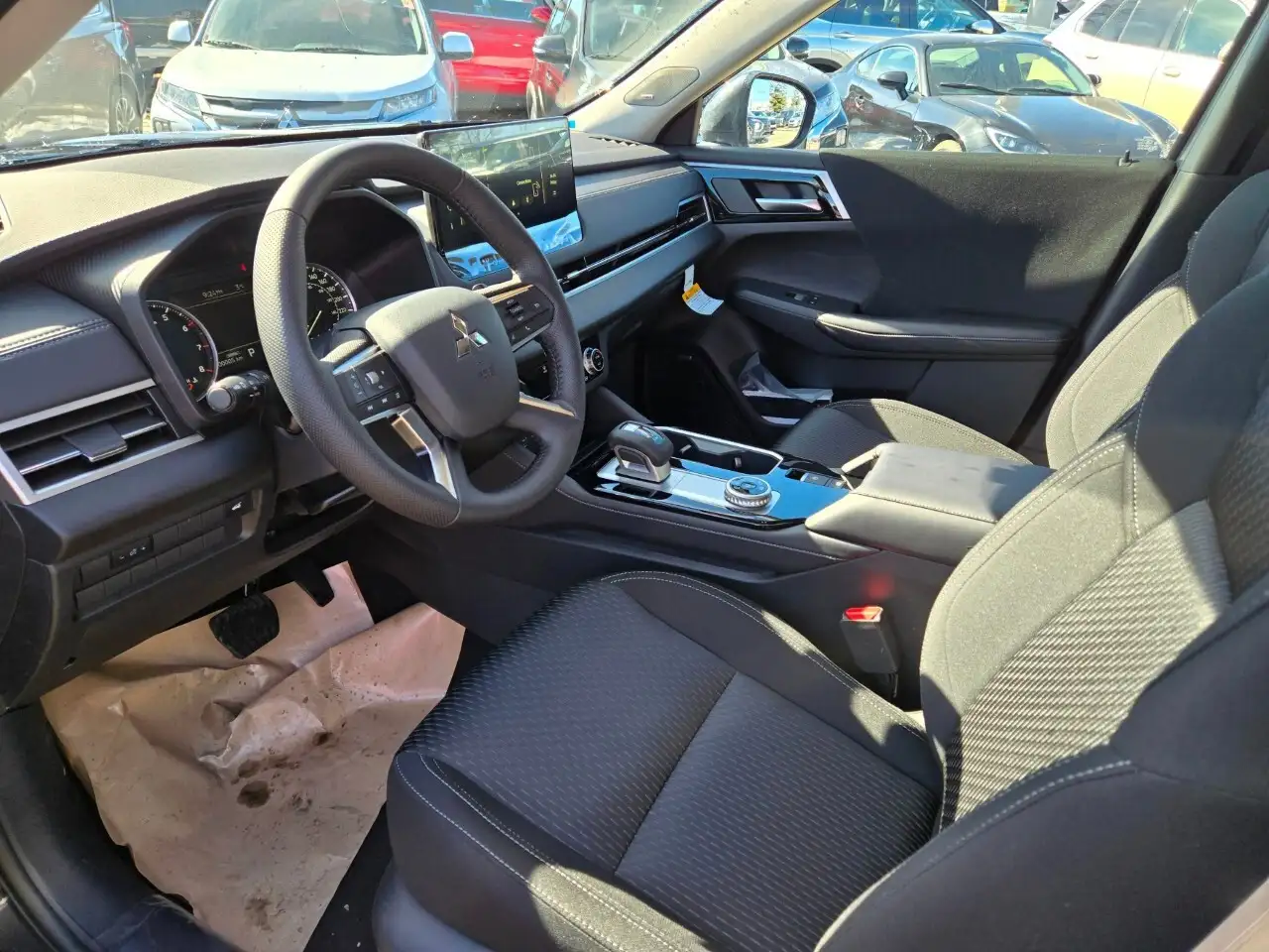 Mitsubishi Outlander снимка Mitsubishi Outlander