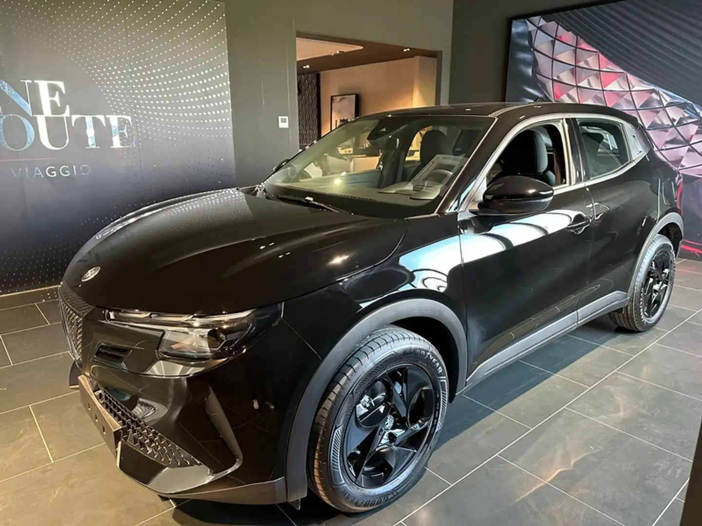 Alfa Romeo Junior 1.2 Hybrid ibrida Nero - 1