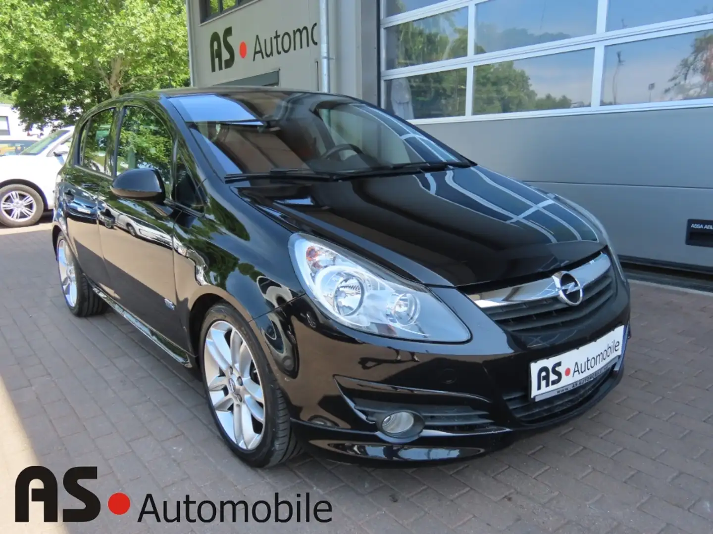 Opel Corsa D Sport 1.4 OPC Line*Navi*Klima*SHZ*PDC Schwarz - 1