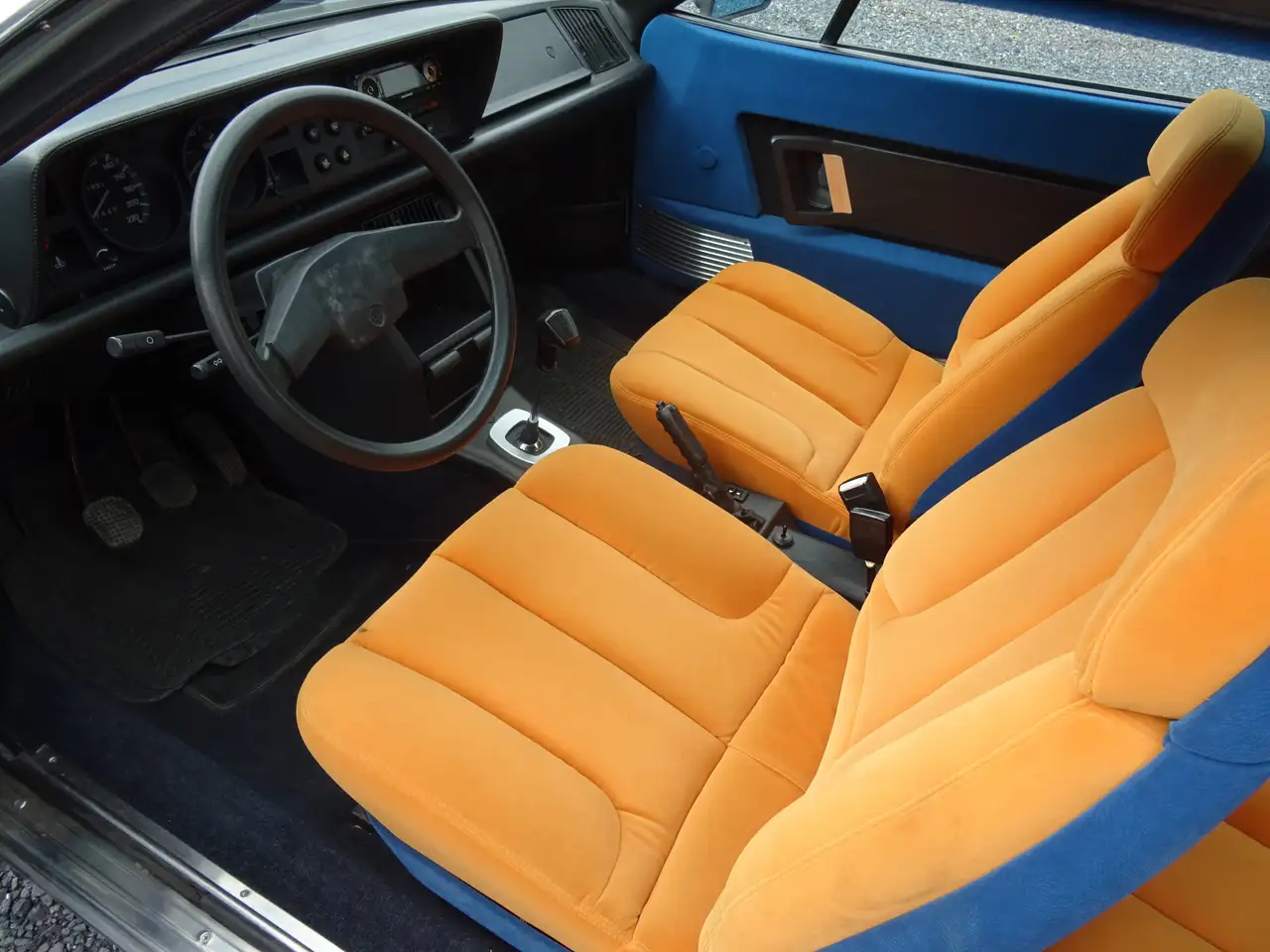 Lancia Gamma Coupe 2500 I.E., foto 10