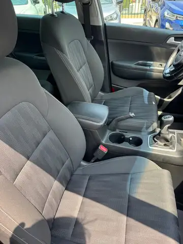 Kia Sportage view 5