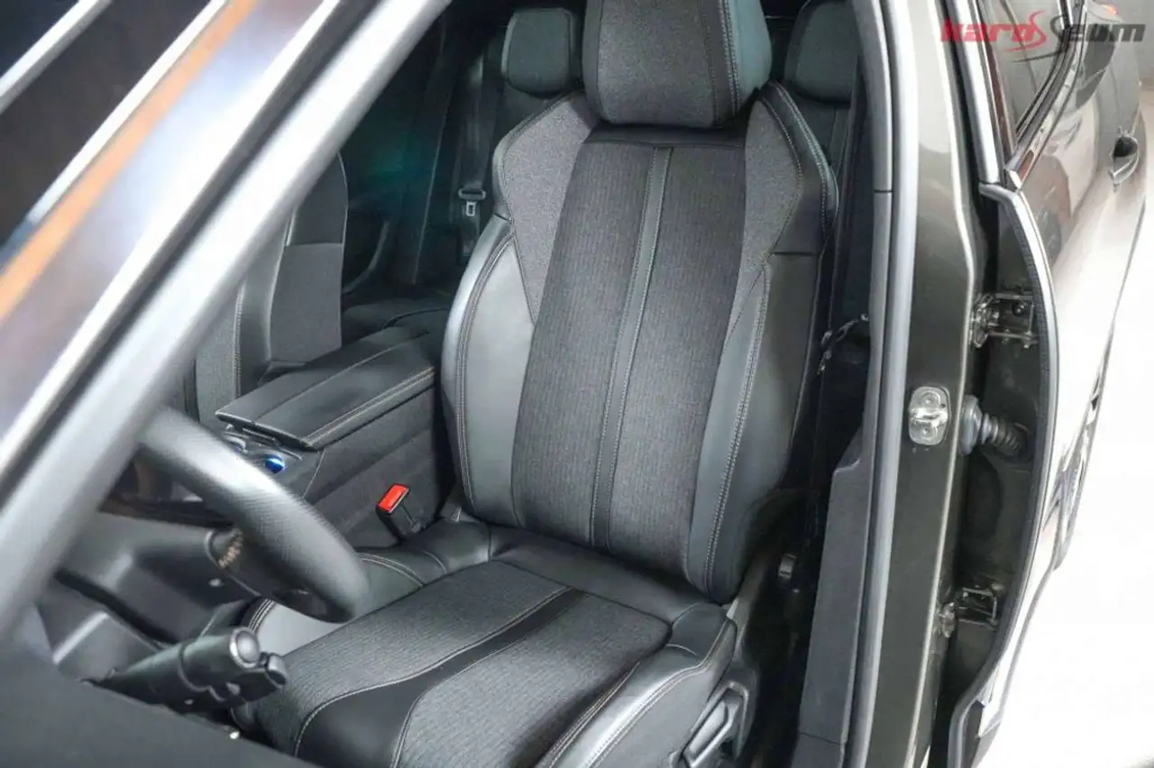 Peugeot 3008 — photo 32 sur 36