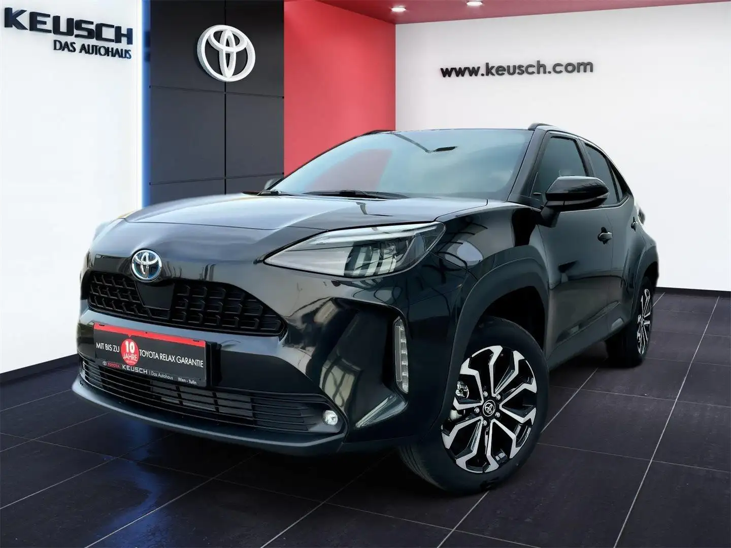 Toyota Yaris Cross 1,5 l 4x2 Hybrid ActiveDrive Zwart - 1