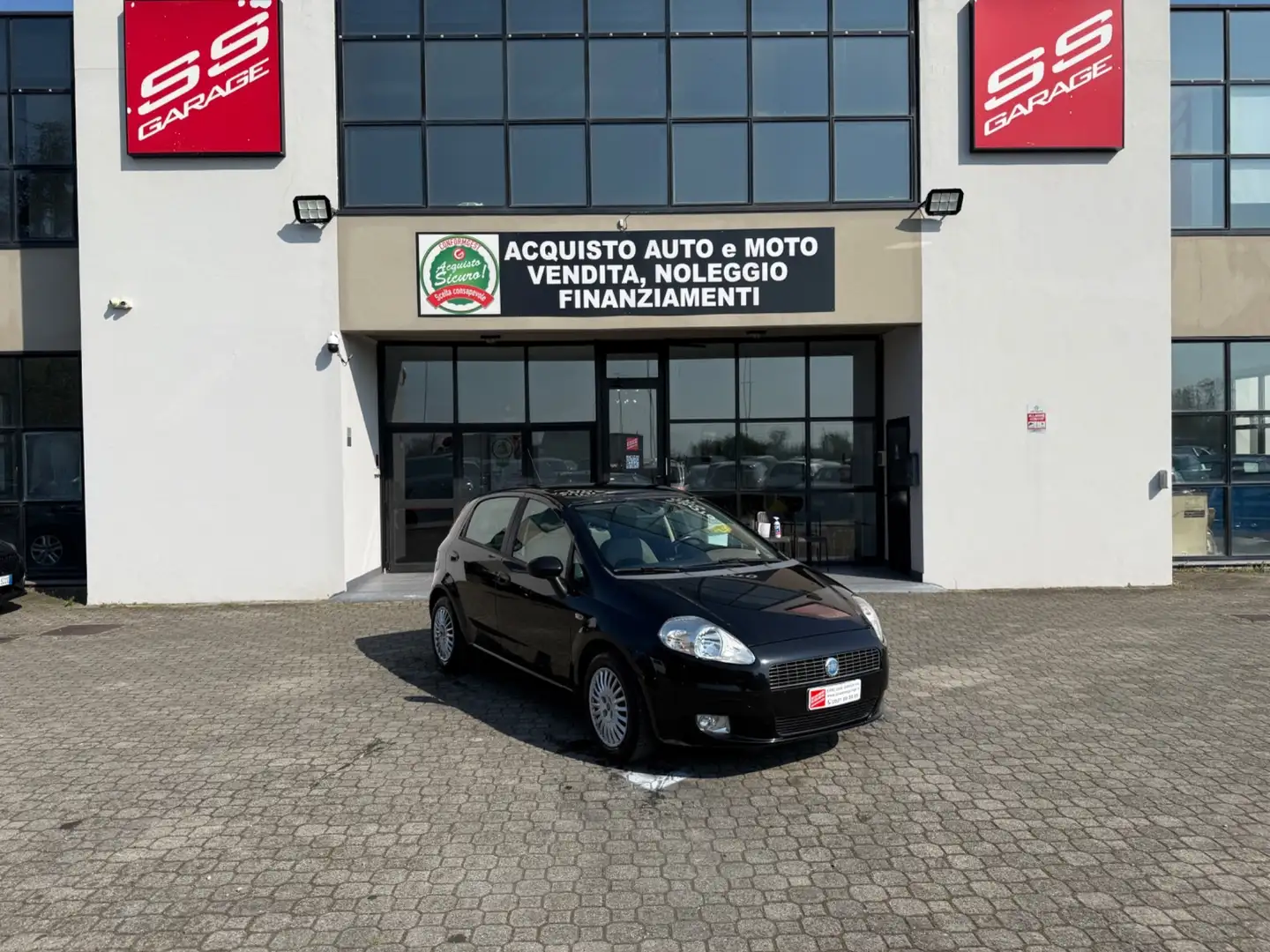 Fiat Grande Punto Grande Punto 1.2 5 porte Active Schwarz - 1