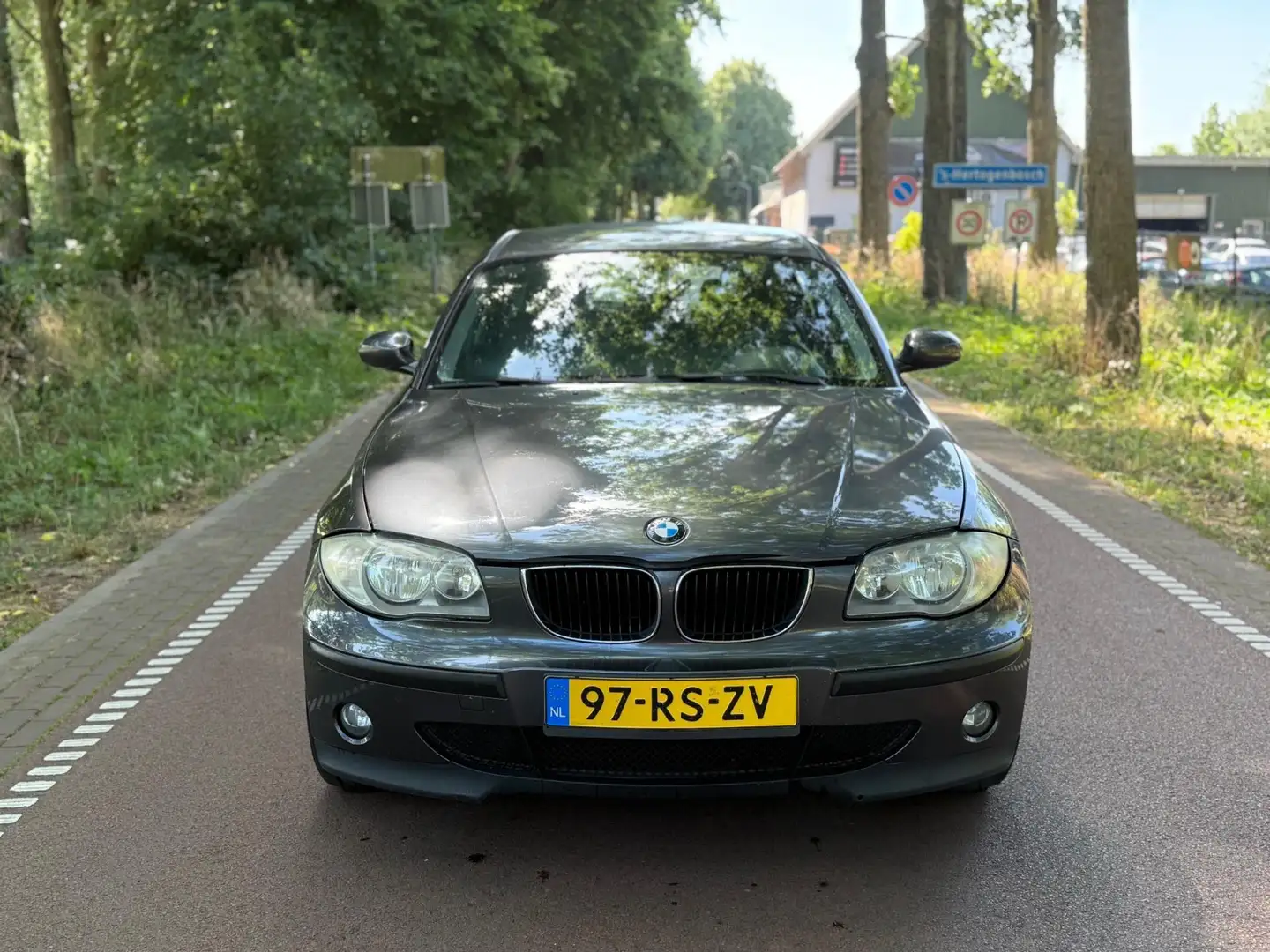 BMW 116 1-serie 116i AIRCO!5DEURS!APK!KOOPJE! Grijs - 2