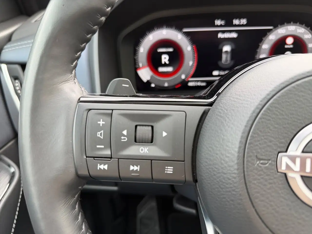 Nissan Qashqai 1.3 DIG-T Tekna 4x4/ProPilot/HeadUp/AHK 19