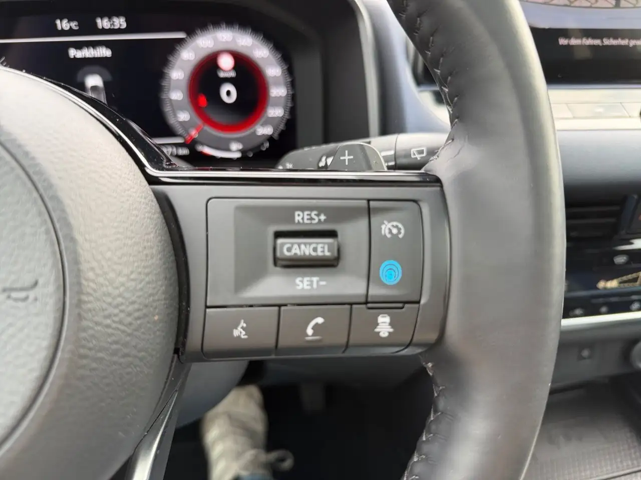 Nissan Qashqai 1.3 DIG-T Tekna 4x4/ProPilot/HeadUp/AHK 18