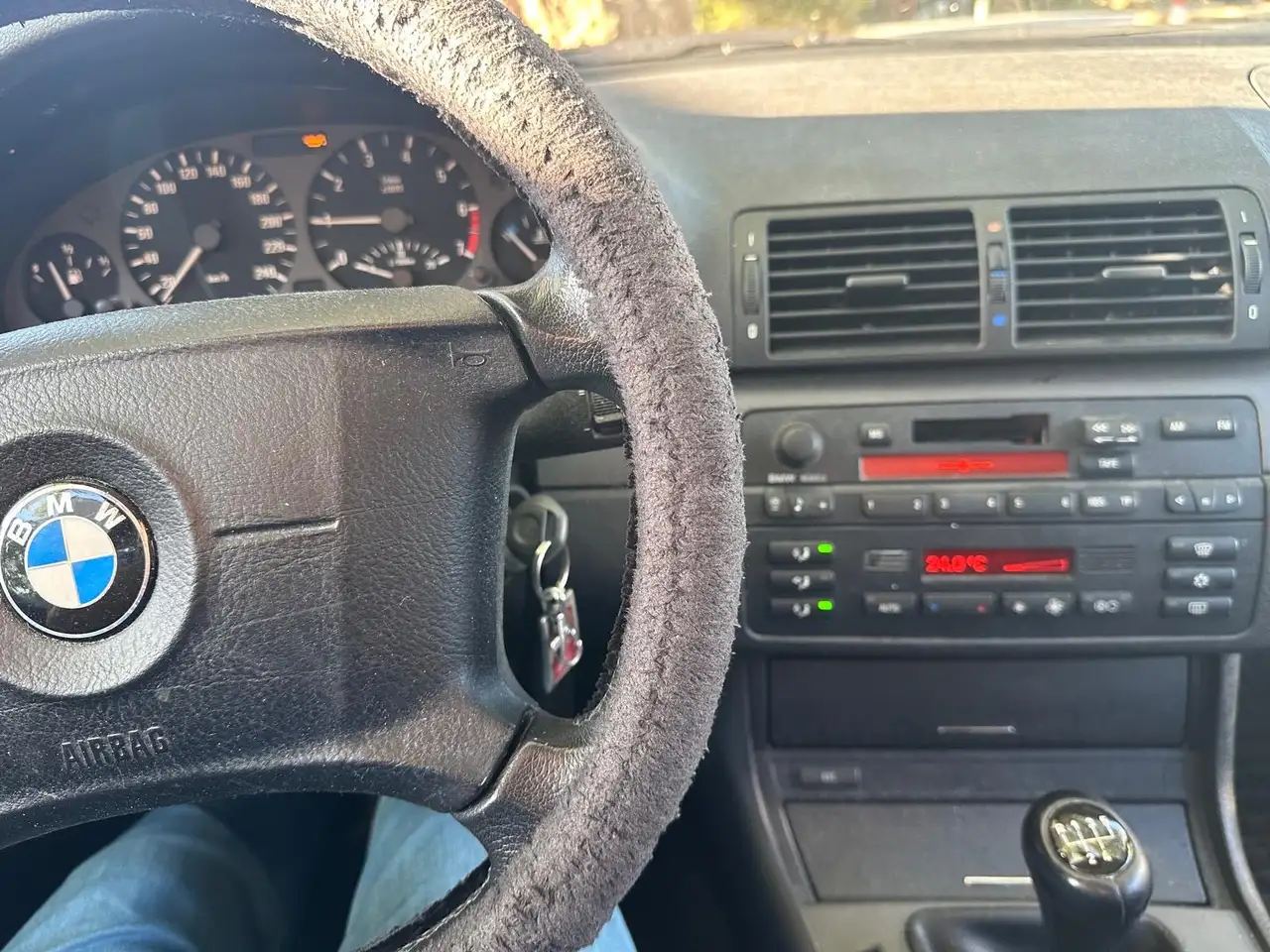 BMW 318i, foto 4