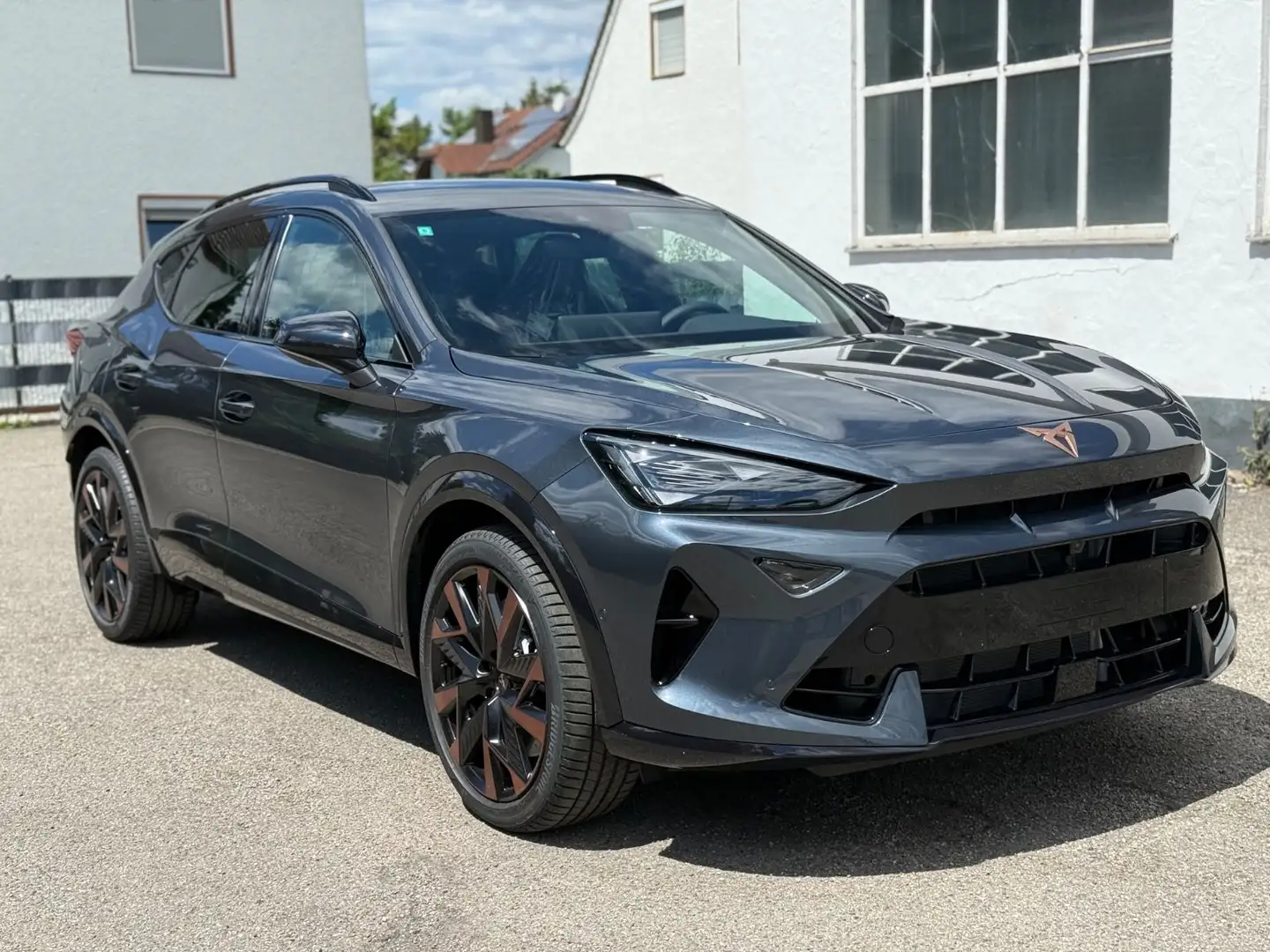 CUPRA Formentor VZ 2.0 TSI 4Drive*Sennheiser*Navi* Gris - 1