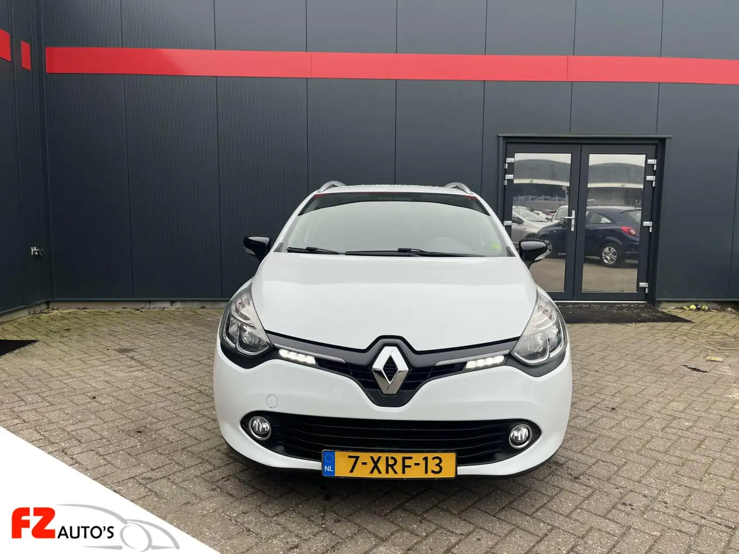 Renault Clio Estate 0.9 TCe Expression | 85.000 KM | White - 2
