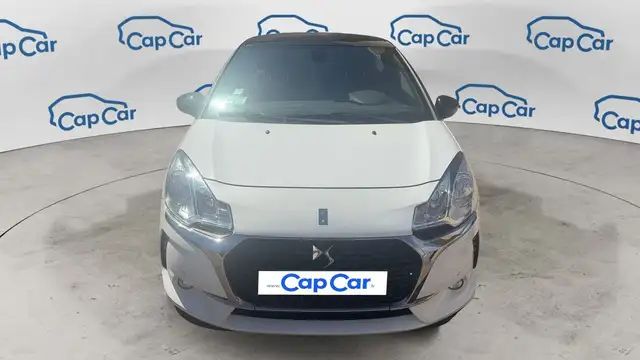 DS Automobiles DS 3 view 5
