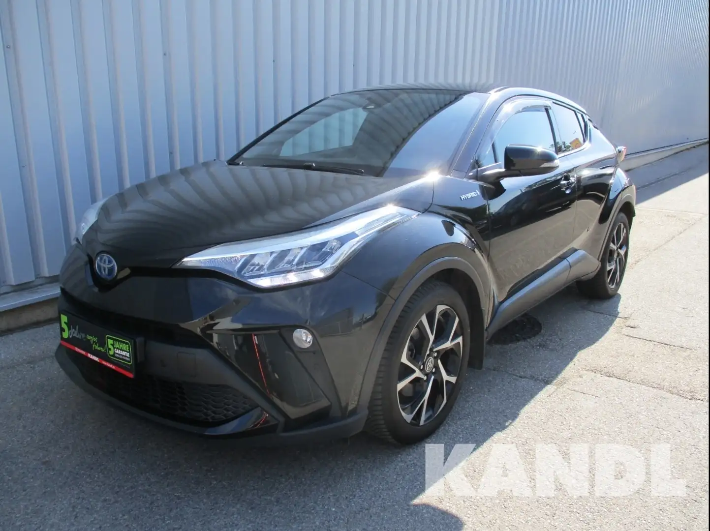 Toyota C-HR 1.8 Hybrid C-LUB CVT Schwarz - 1