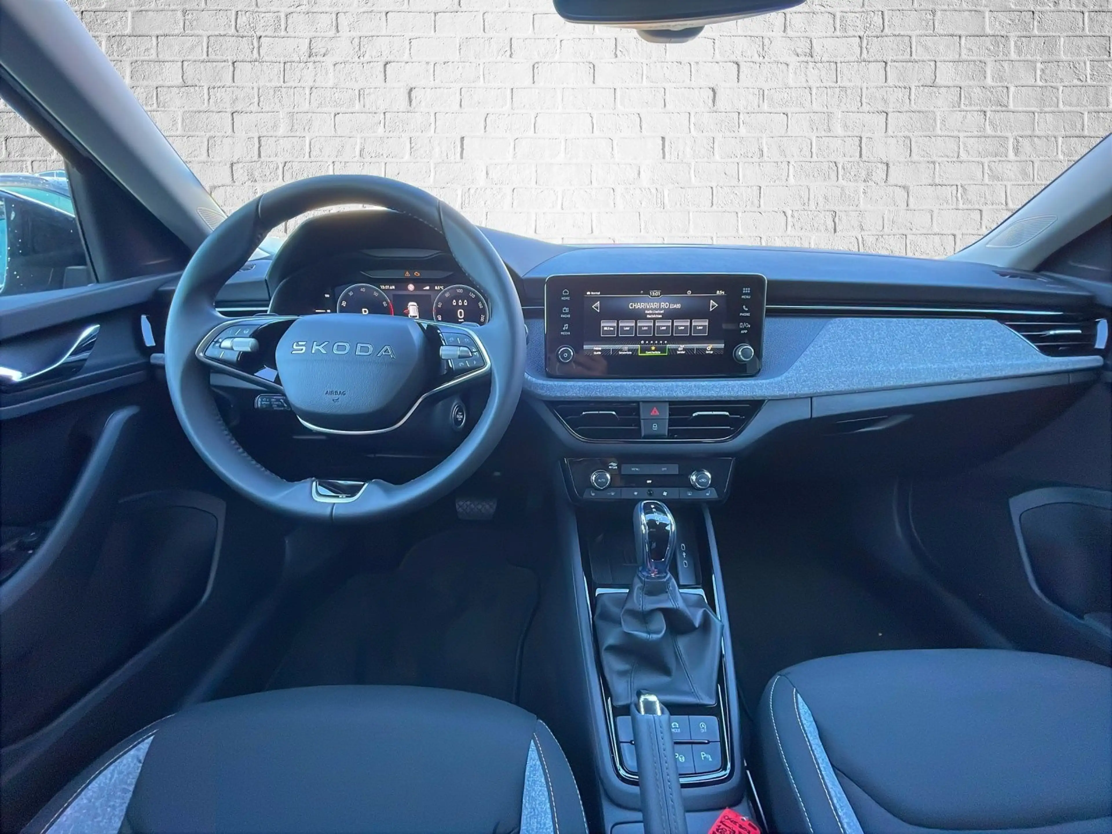 Skoda Kamiq 1.0 TSI DSG Automatik - Tour — photo 13