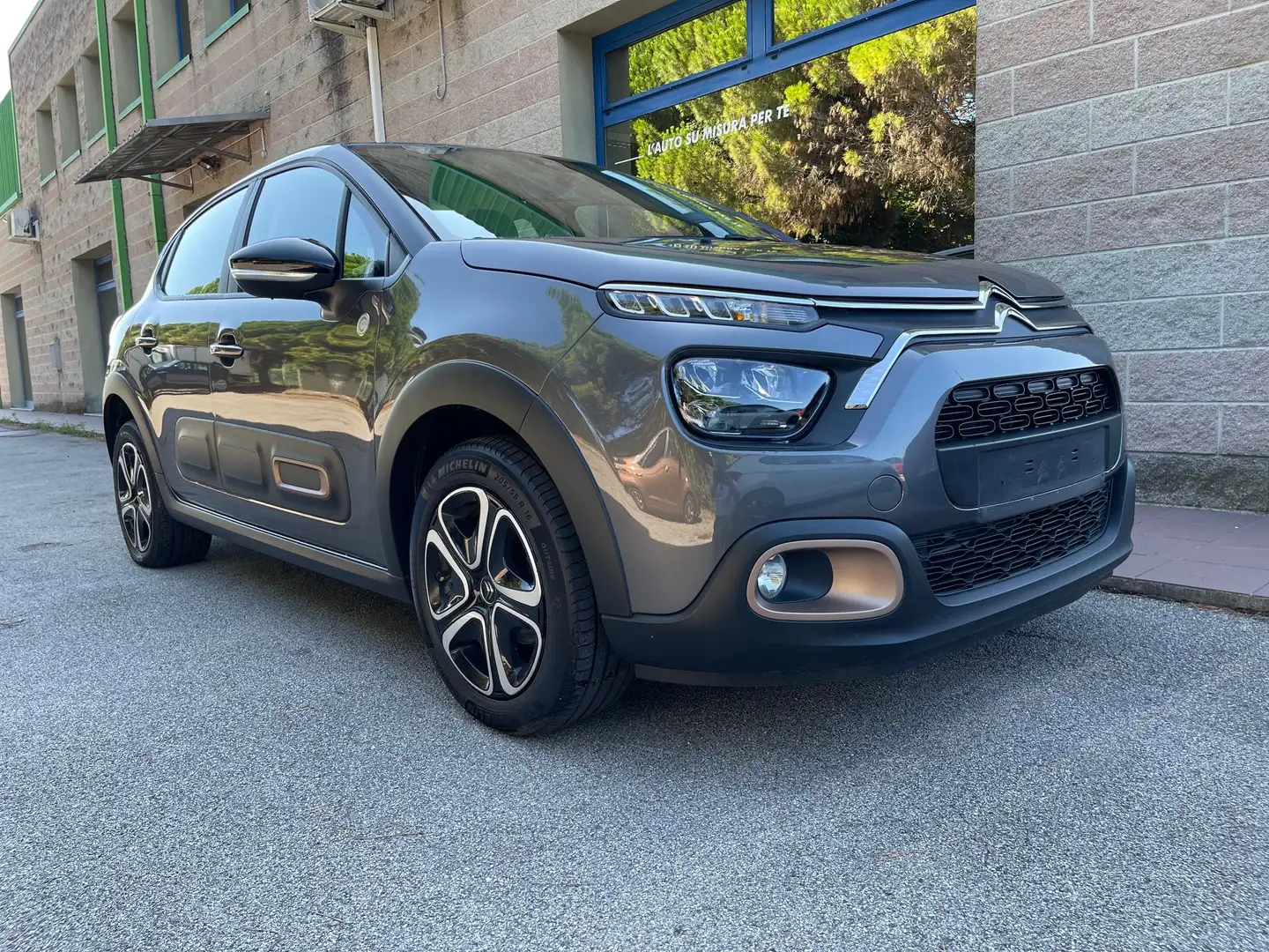 Citroen C3 1.2 83CV PURETECH C-SERIES ADATTA NEOPATENTATI Grigio - 1