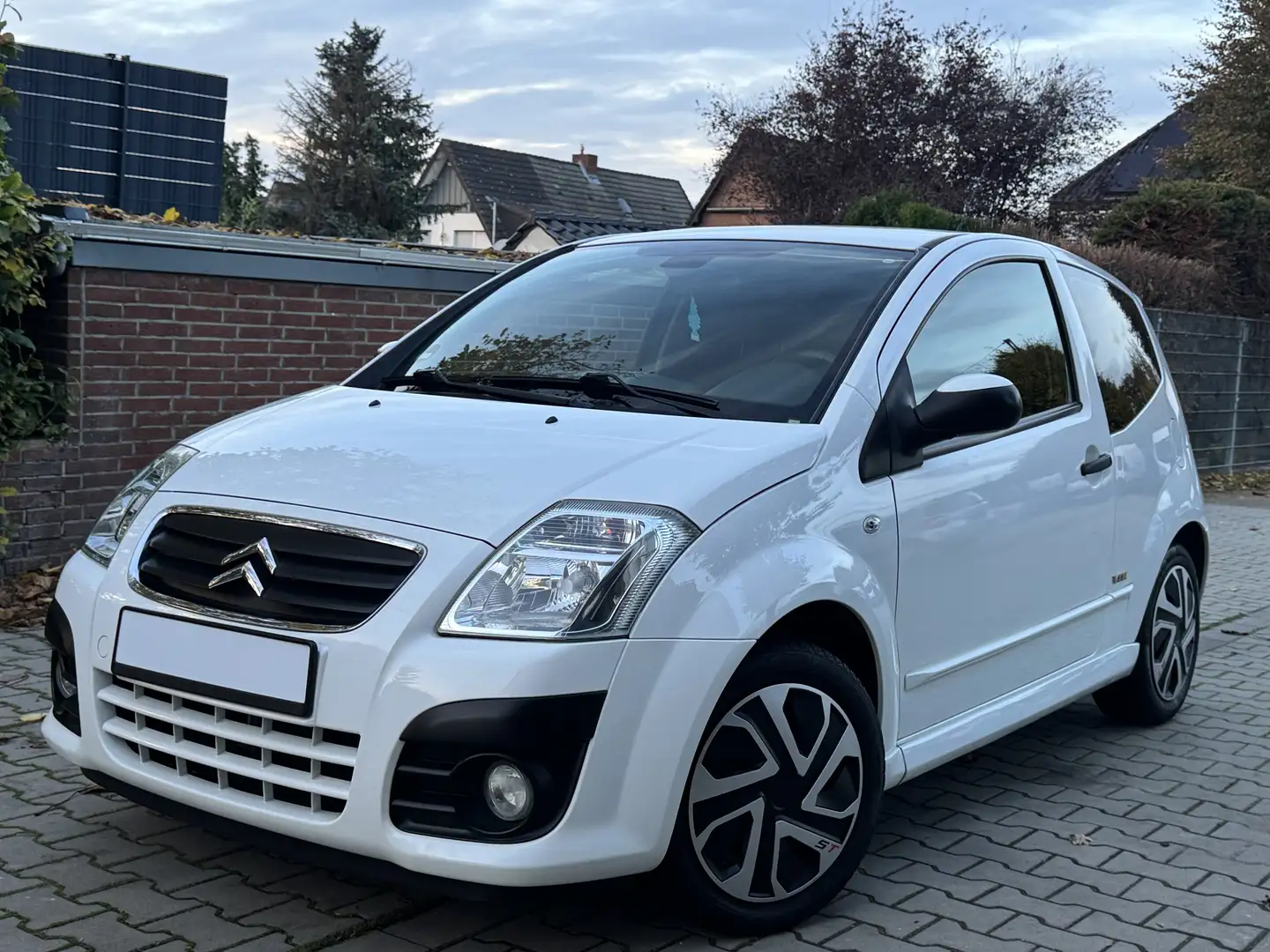Citroen C2 1.4 VTR TÜV/Service neu | Parksensor | Gepflegt - 1