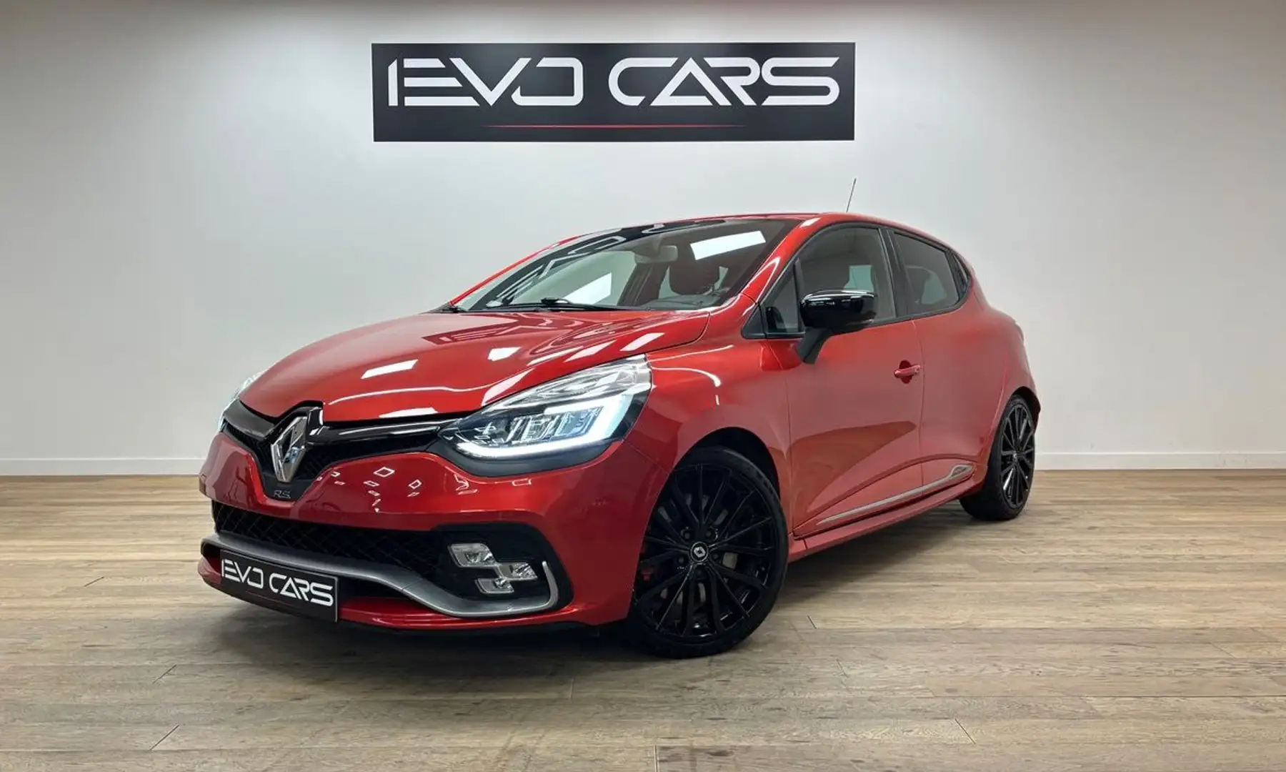 Renault Clio 4 RS Trophy 1.6 220 ch EDC Akrapovic / Caméra / Sellerie Cuir / RS Monitor 2.0 Rouge - 1