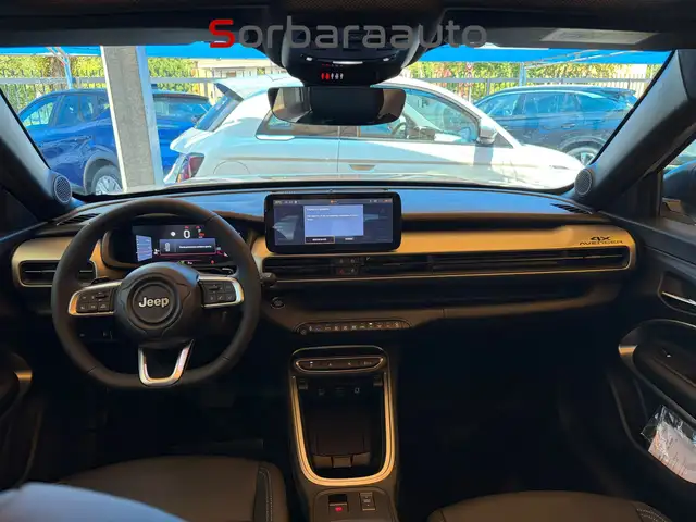 Jeep Avenger view 14