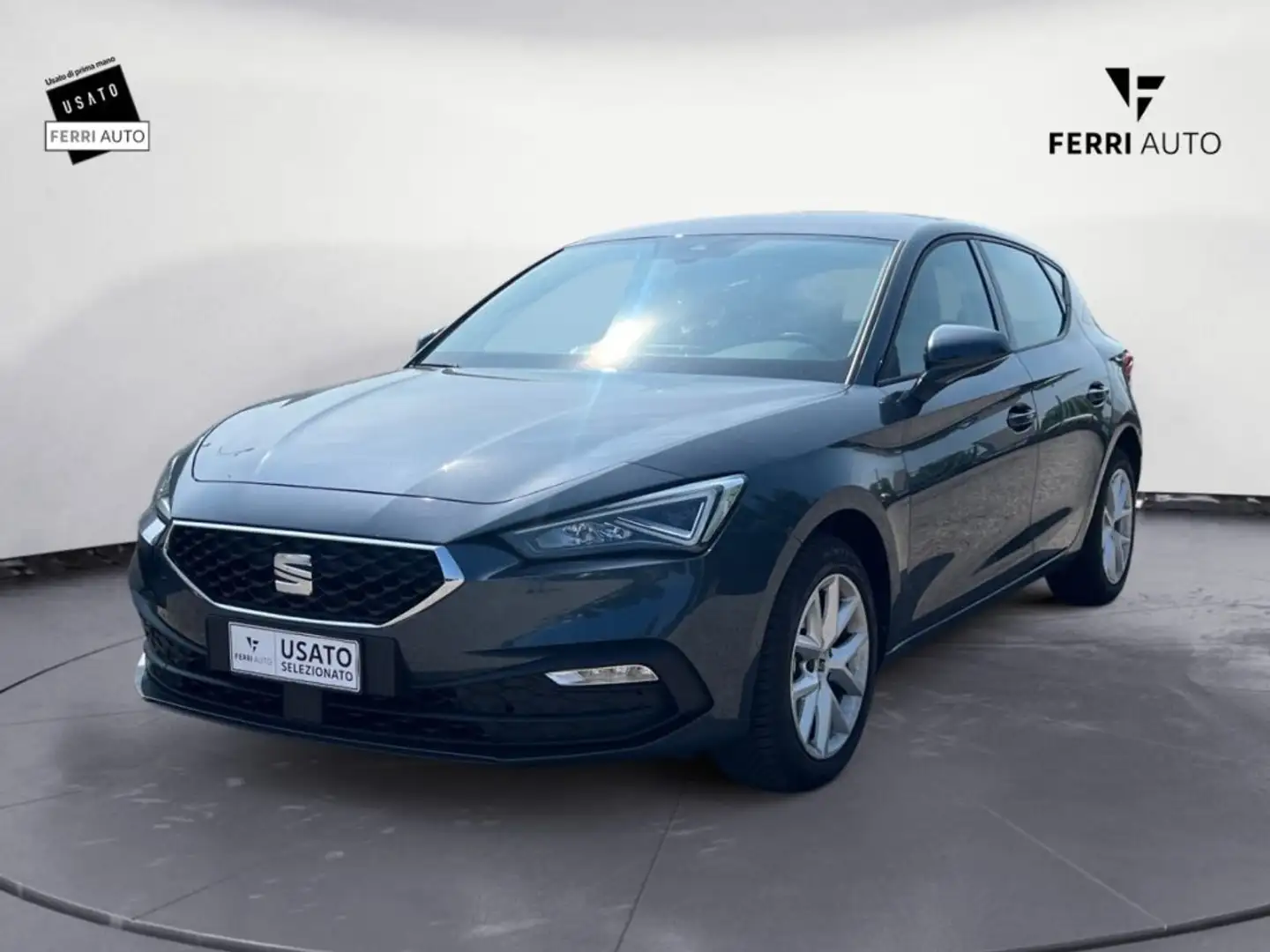 SEAT Leon 1.0 eTSI 110 CV DSG Business Grigio - 2