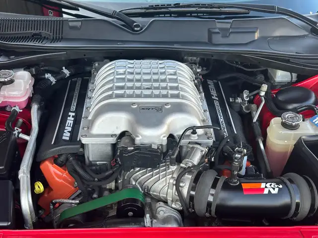 Dodge Challenger SRT Hellcat 6,2l V8 Schalter Ansicht 18