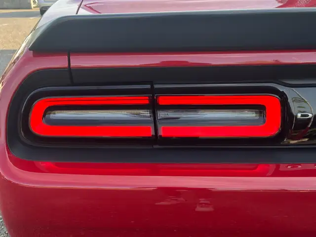 Dodge Challenger SRT Hellcat 6,2l V8 Schalter Ansicht 12