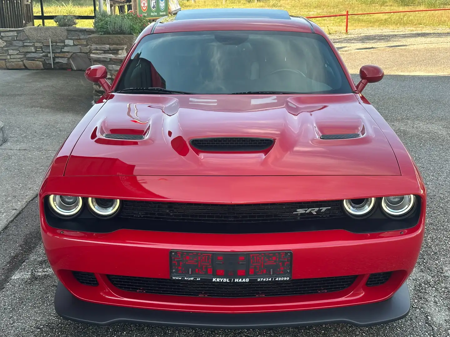 Dodge Challenger SRT Hellcat 6,2l V8 Schalter Rot - 2