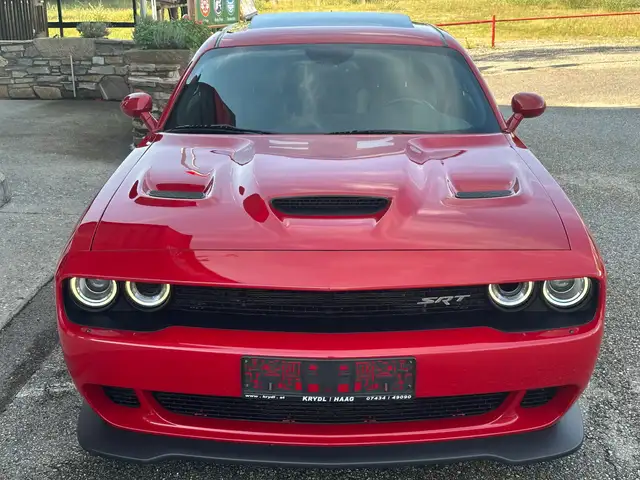 Dodge Challenger SRT Hellcat 6,2l V8 Schalter Ansicht 2