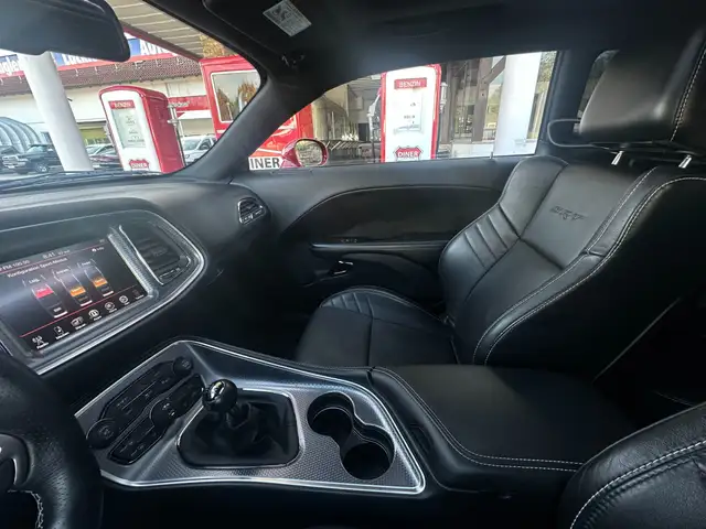 Dodge Challenger SRT Hellcat 6,2l V8 Schalter Ansicht 32