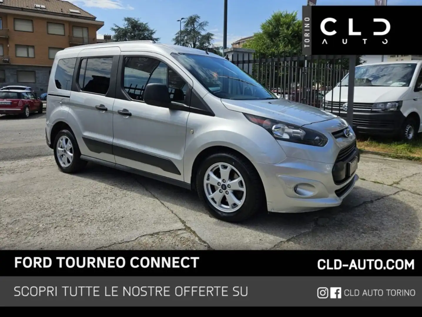 Ford Tourneo Connect 1.5 TDCi 120 CV Grigio - 1