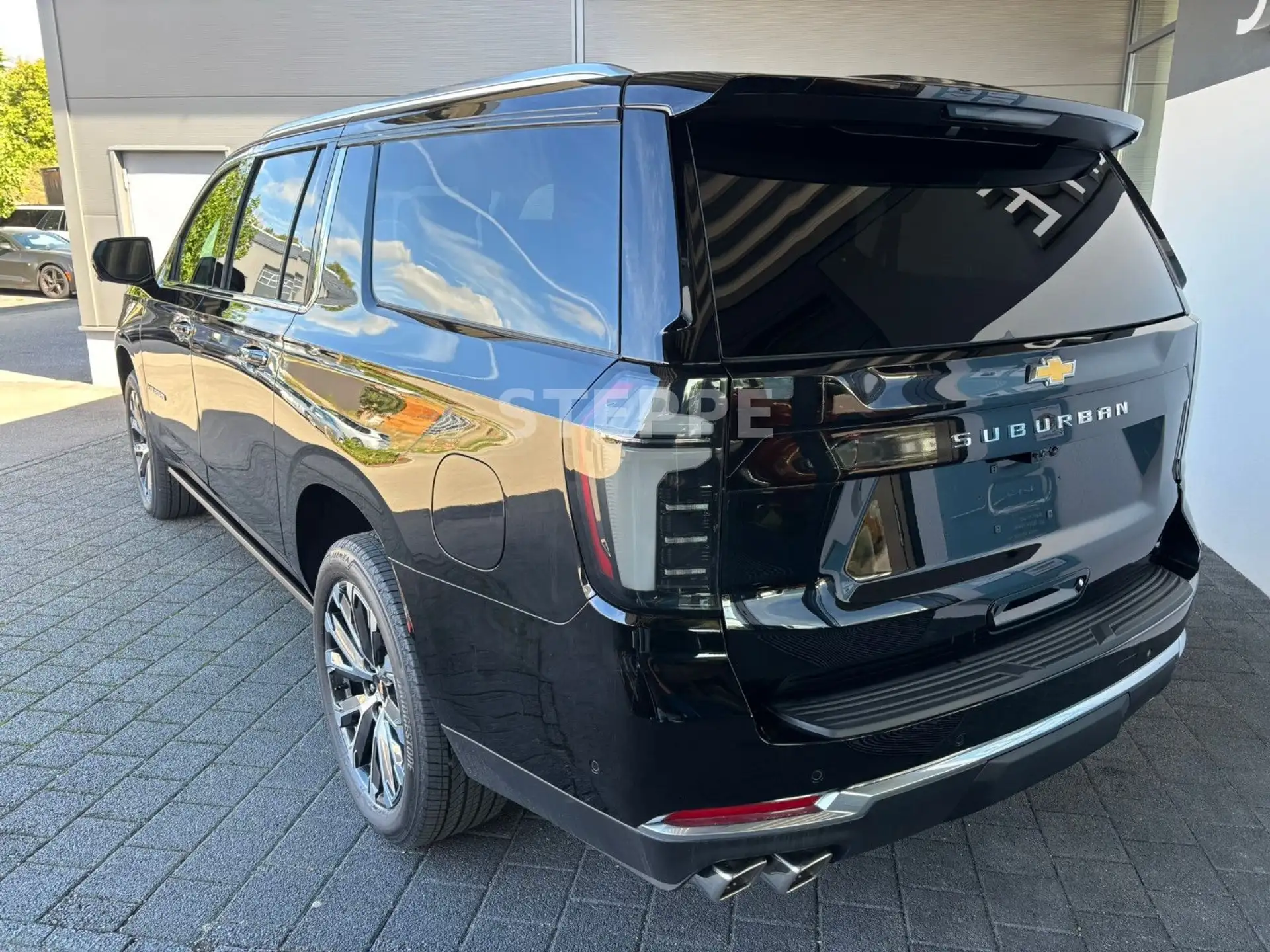 쉐보레 Chevrolet Suburban 2026 검정 사진 4