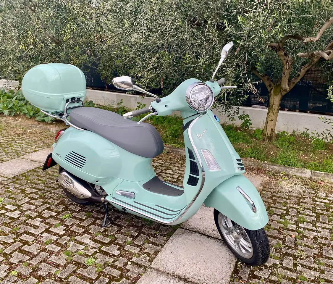 Piaggio GTS 300