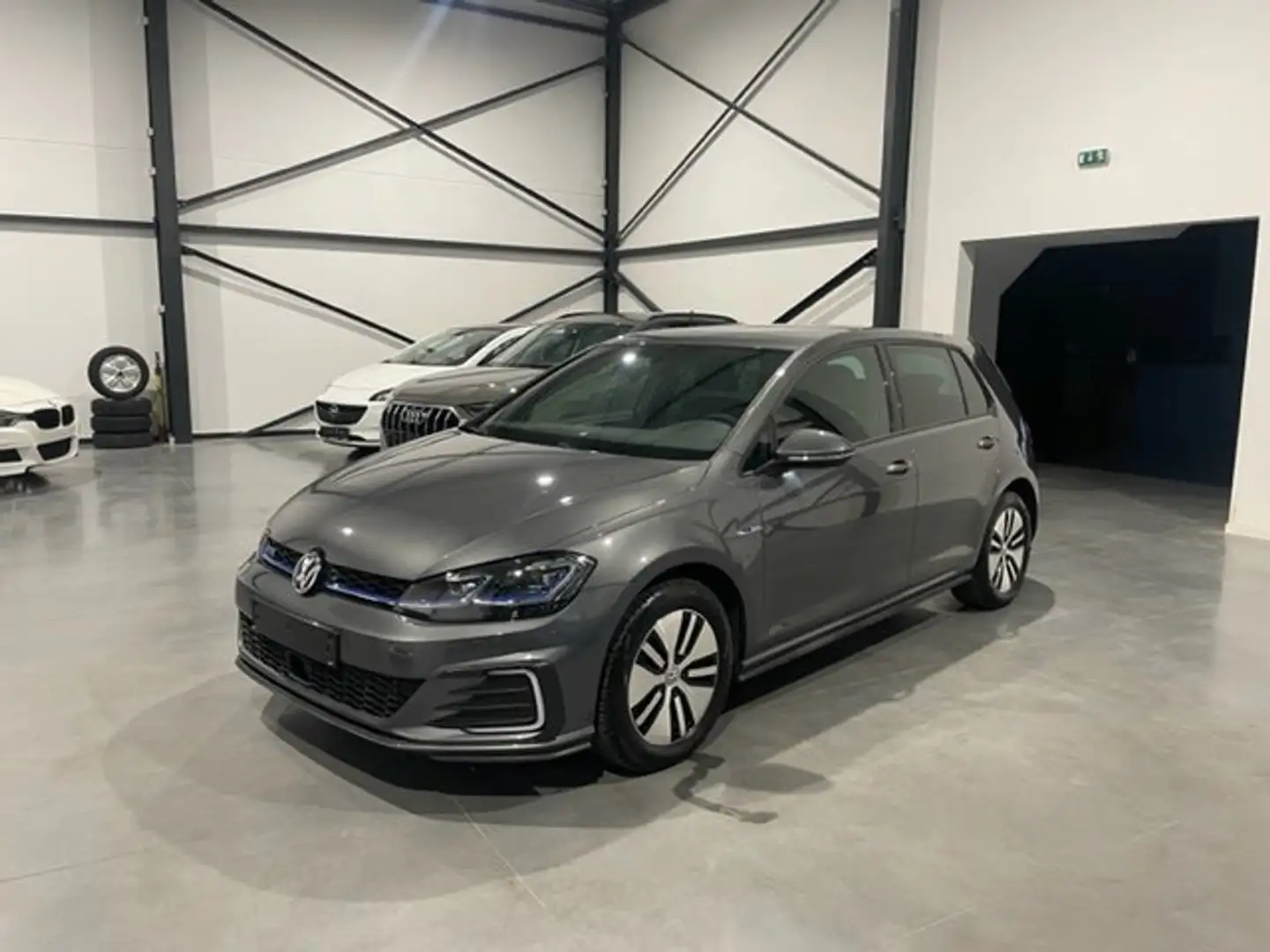 Volkswagen Golf GTE 1.4 Hybride '2020' DSG met Garantie Grijs - 1