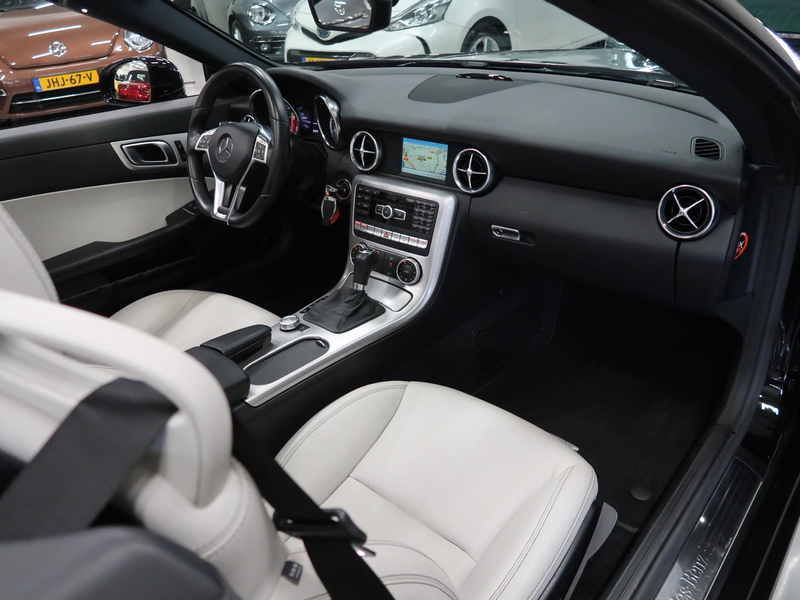 Mercedes-Benz SLK 200 automaat beige leer nekverwarming panoramadak navi — photo 10