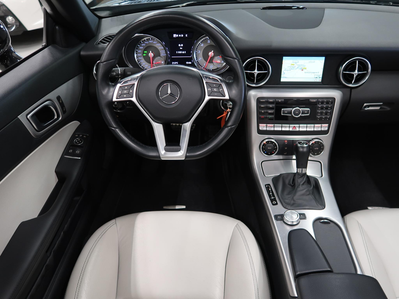 Mercedes-Benz SLK 200 automaat beige leer nekverwarming panoramadak navi — photo 6