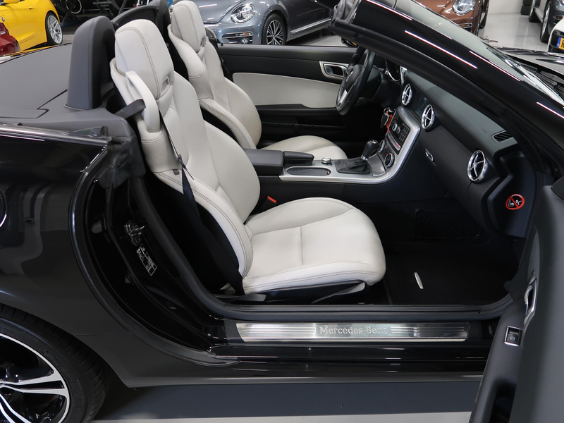 Mercedes-Benz SLK 200 automaat beige leer nekverwarming panoramadak navi — photo 36