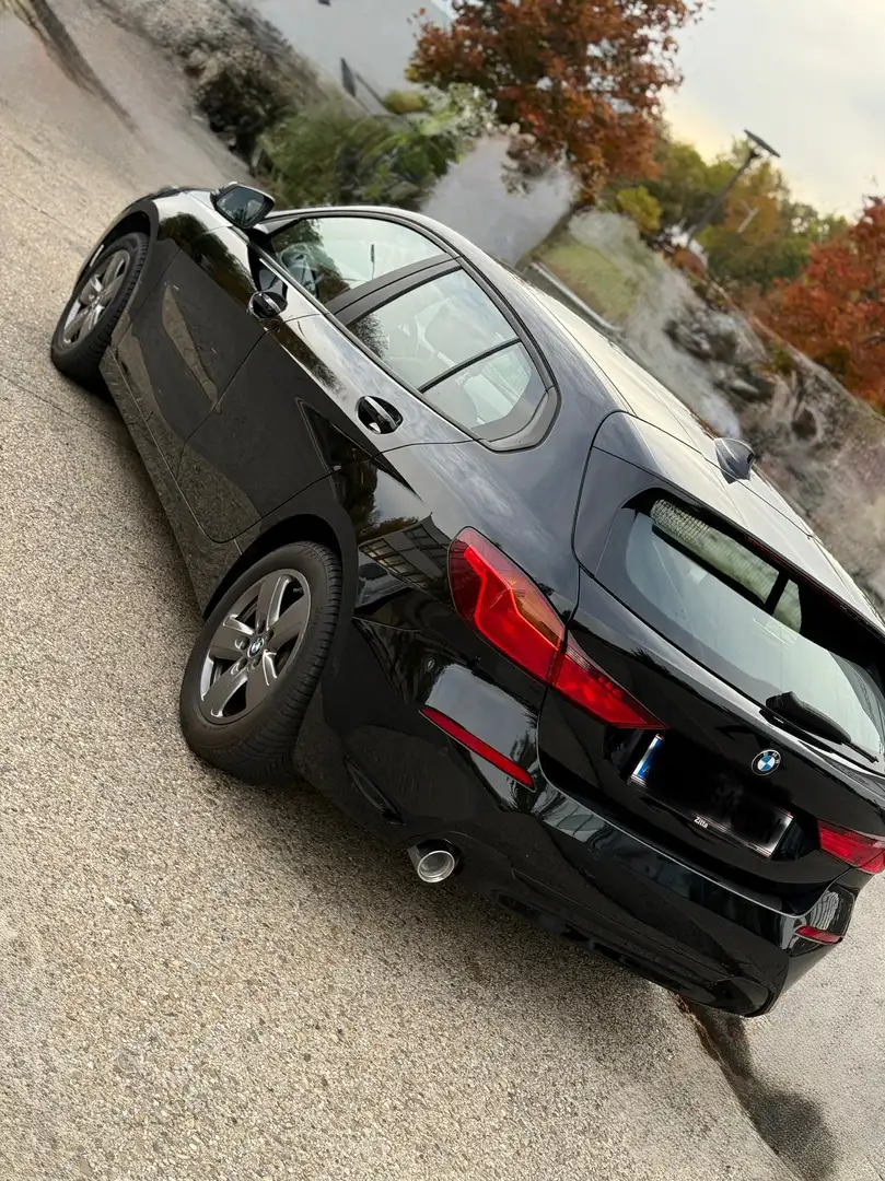 BMW 116 116d Schwarz - 2