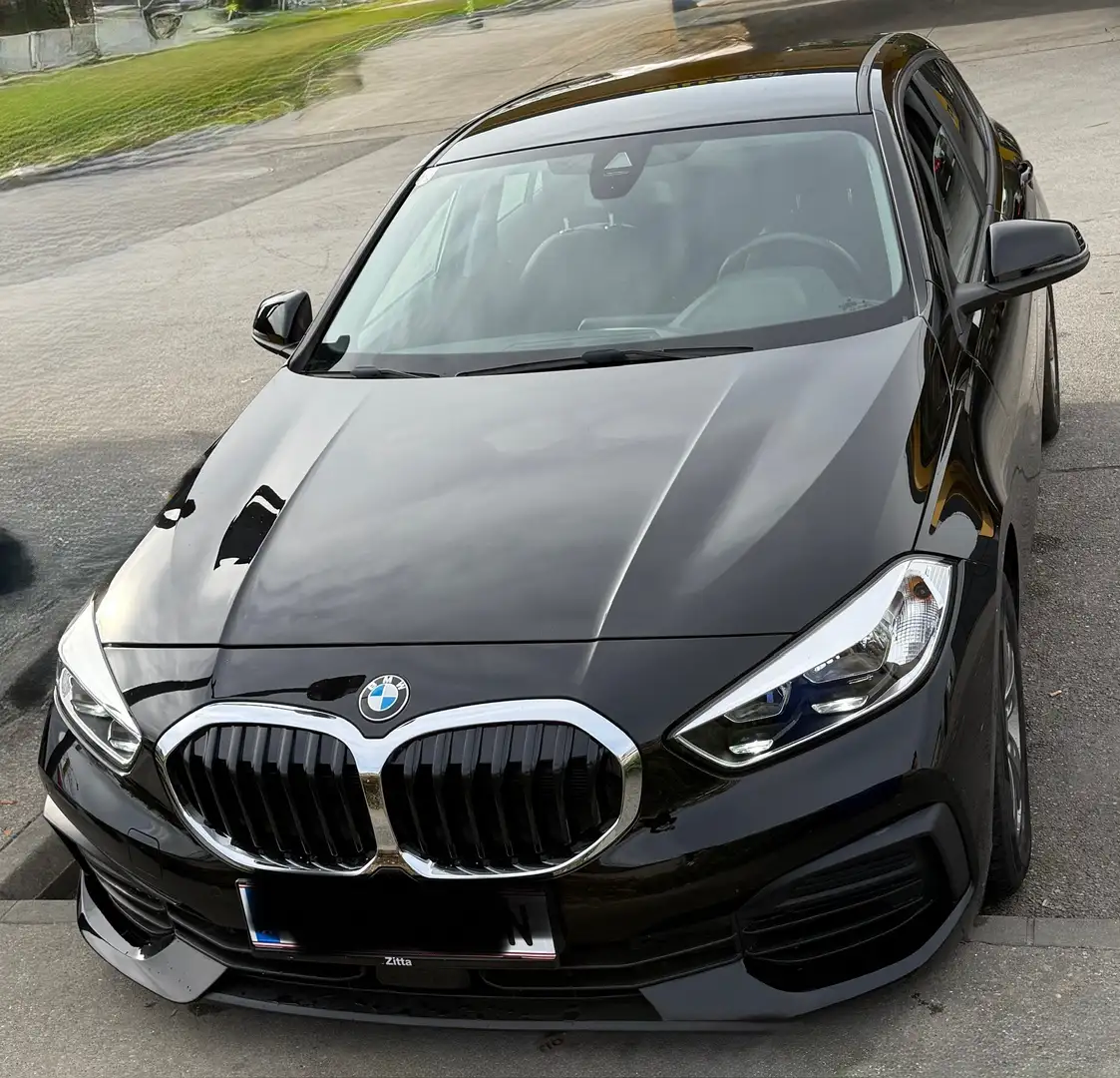 BMW 116 116d Schwarz - 1