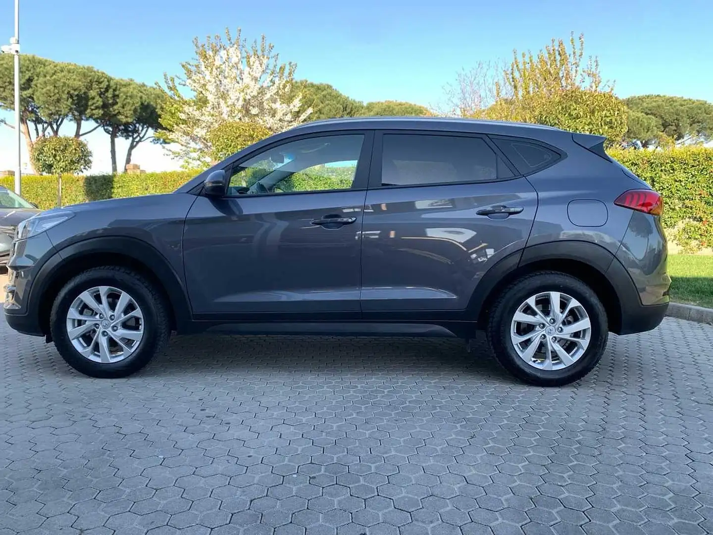 Hyundai TUCSON 2ª serie 1.6 GDI Xline Gris - 2