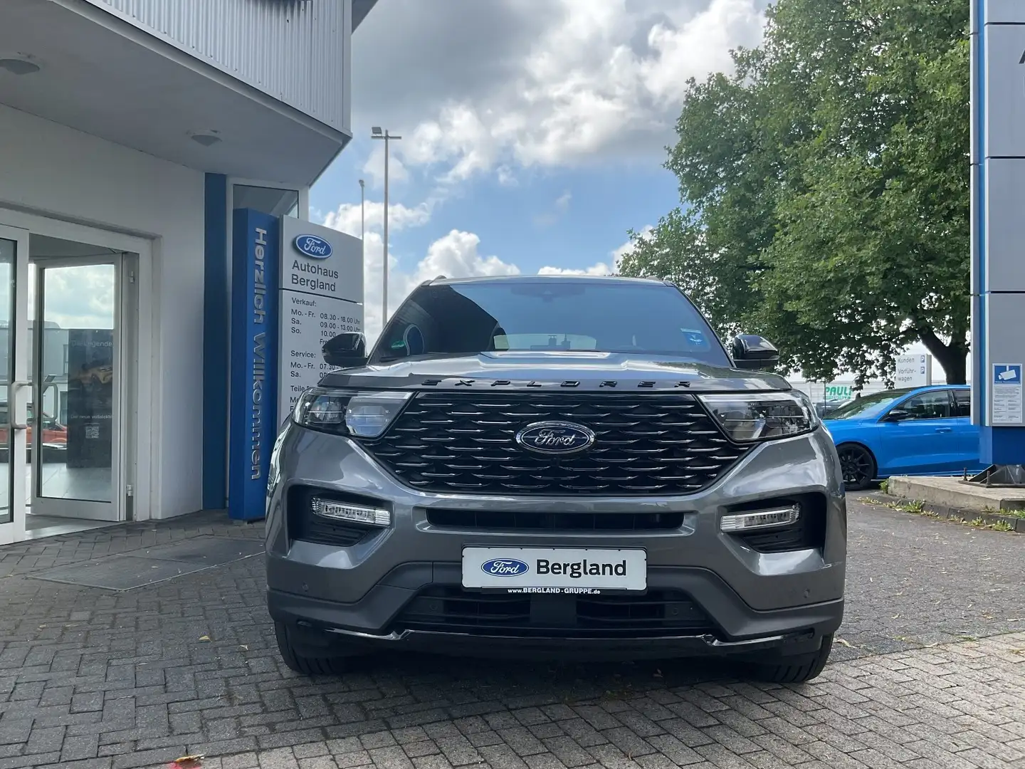 Ford Explorer ST-Line 3.0l V6 PHEV 457PS *AHK*iACC*Ke Grau - 2