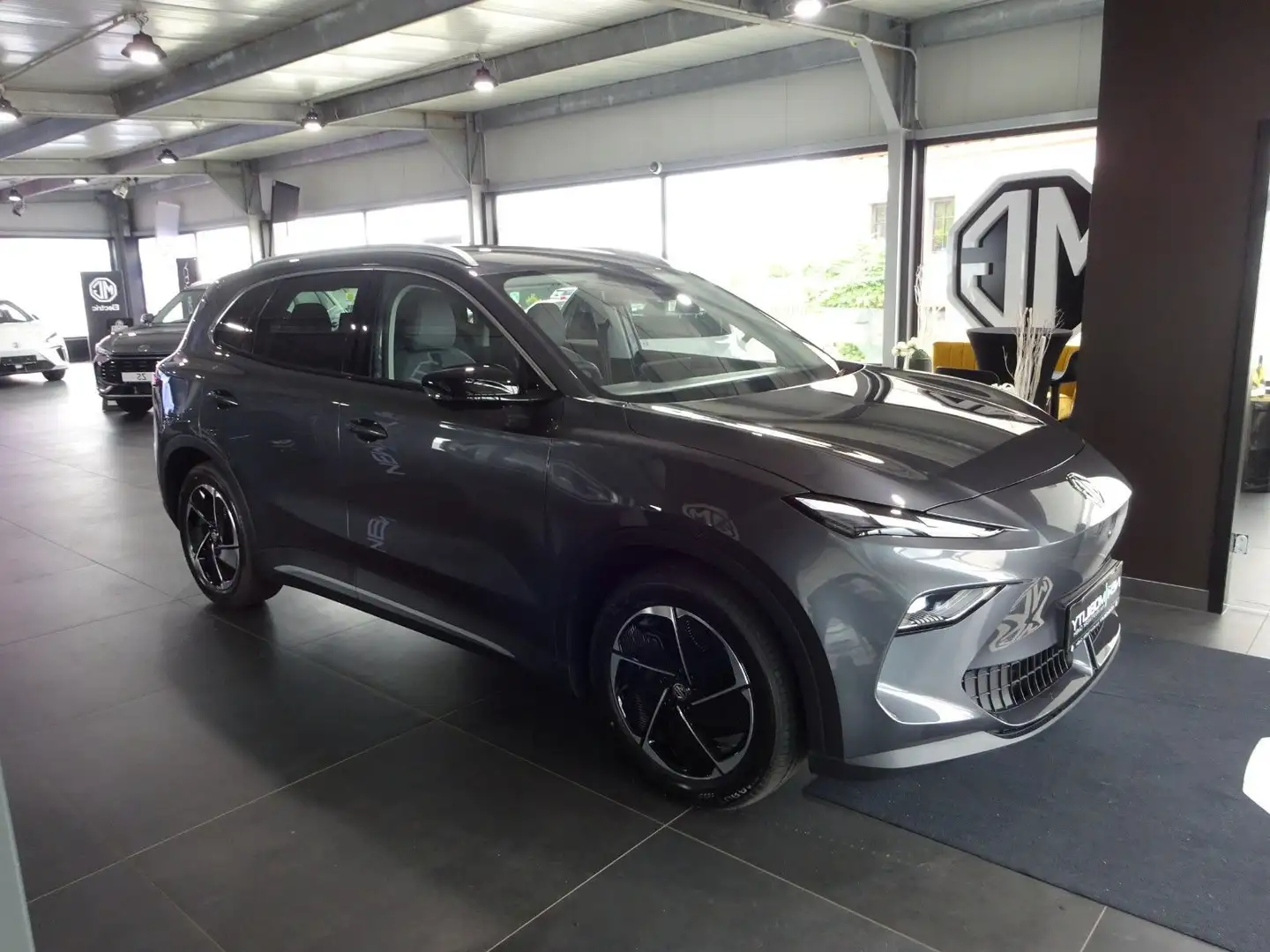 MG S5 Luxury 64 kWh Long Range Grau - 1