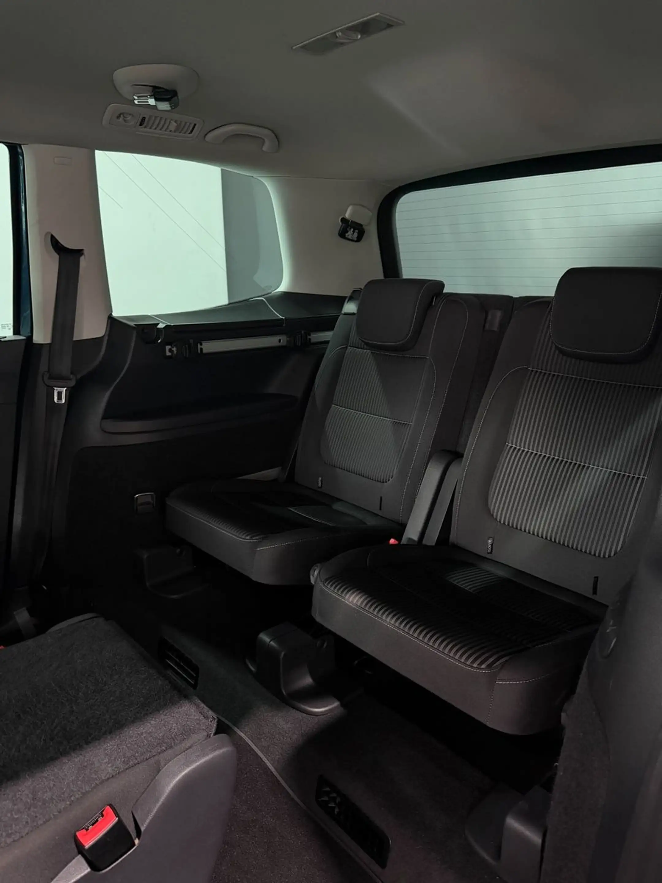 SEAT Alhambra 2.0 TDI DSG 7-Sitzer Temp.*Navi*AHK* — photo 12