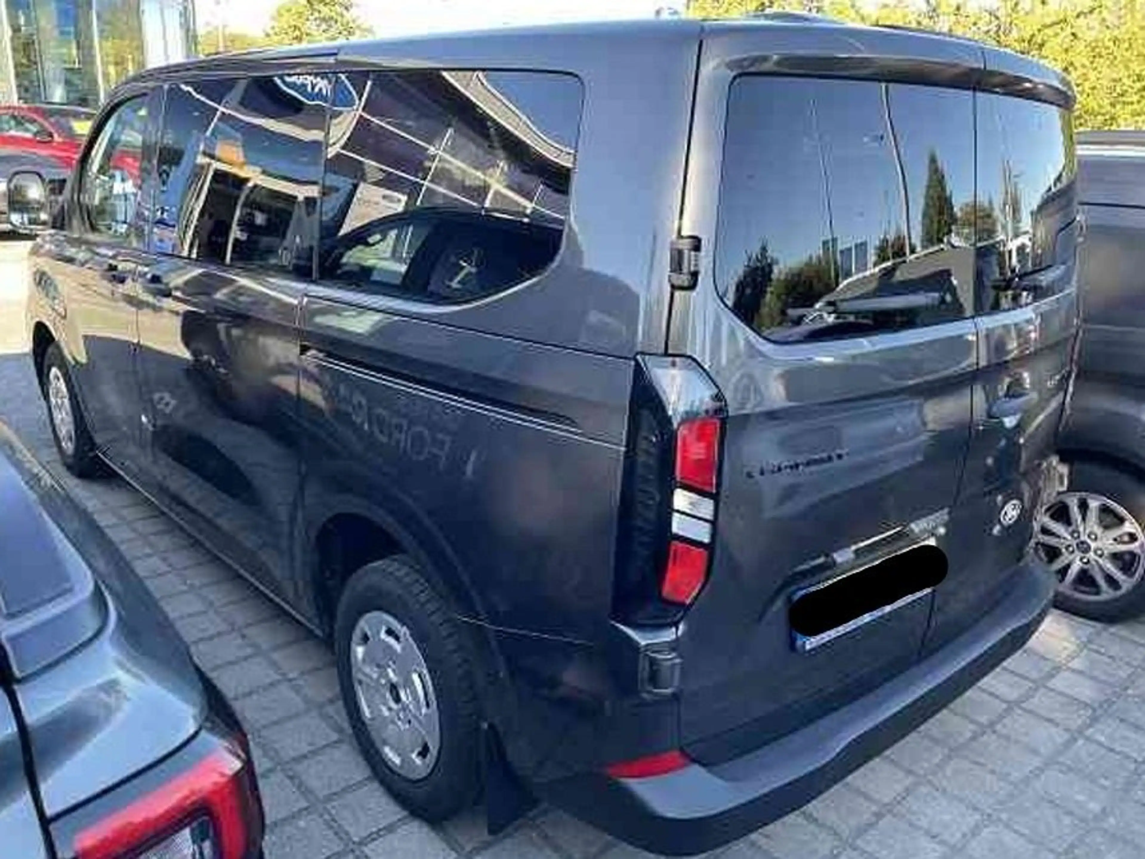 Ford Transit Custom 2.0 320 L1 Aut./AHK/CAM/9-SITZE/ — photo 2