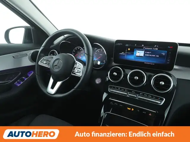 Mercedes-Benz C-Class view 13