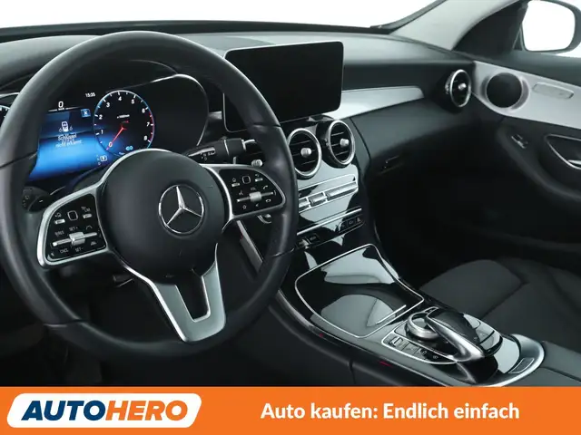 Mercedes-Benz 300 view 11