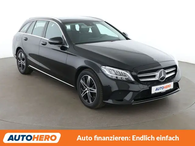 Mercedes-Benz C-Class view 8