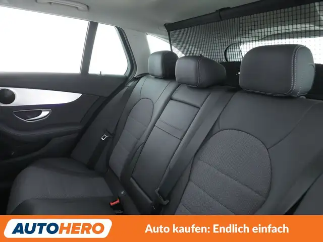 Mercedes-Benz 300 view 14