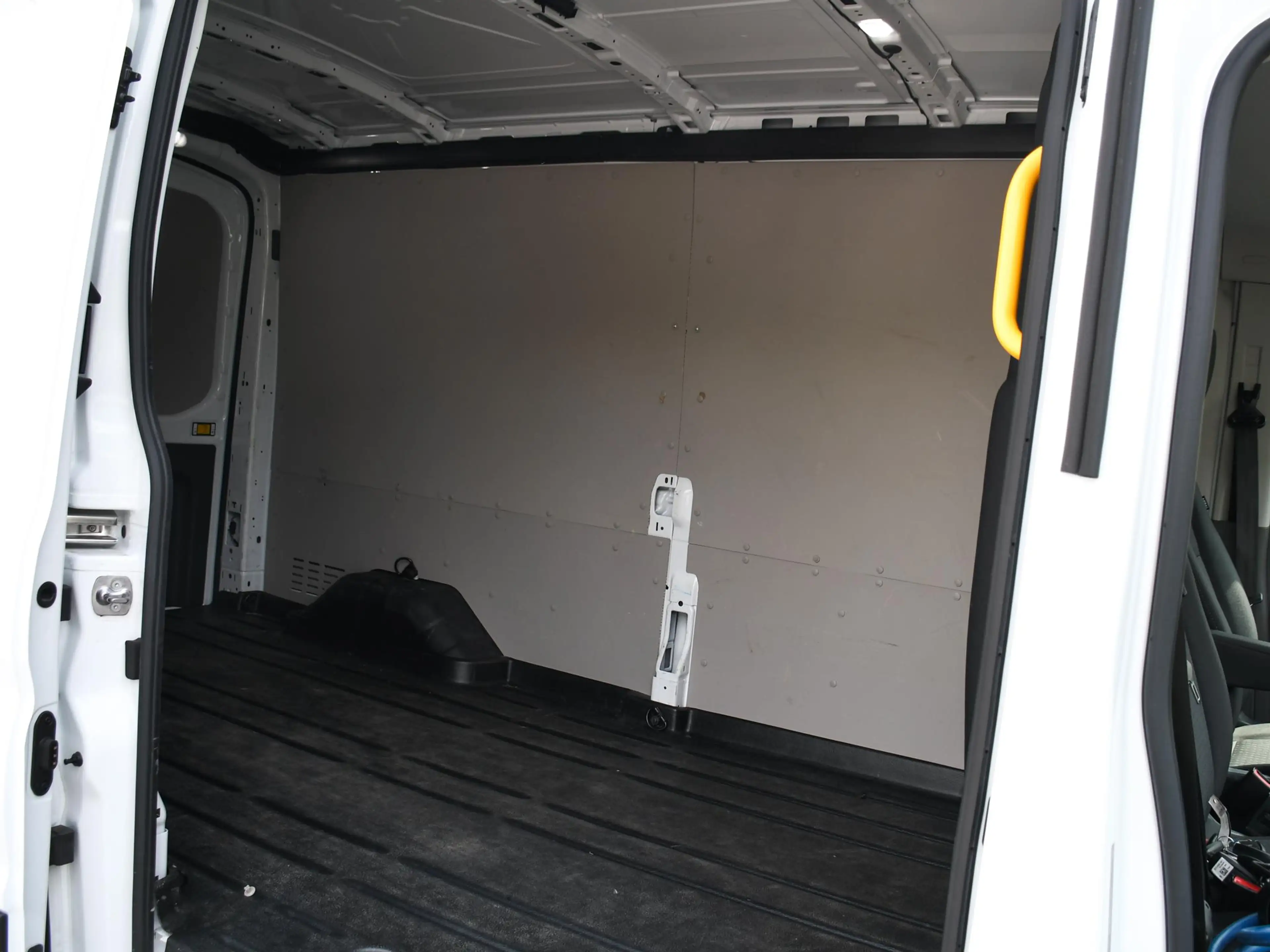 Ford E-Transit 350 L3H2 Trend 68 kWh 184pk Automaat CAMERA | DODE — photo 13